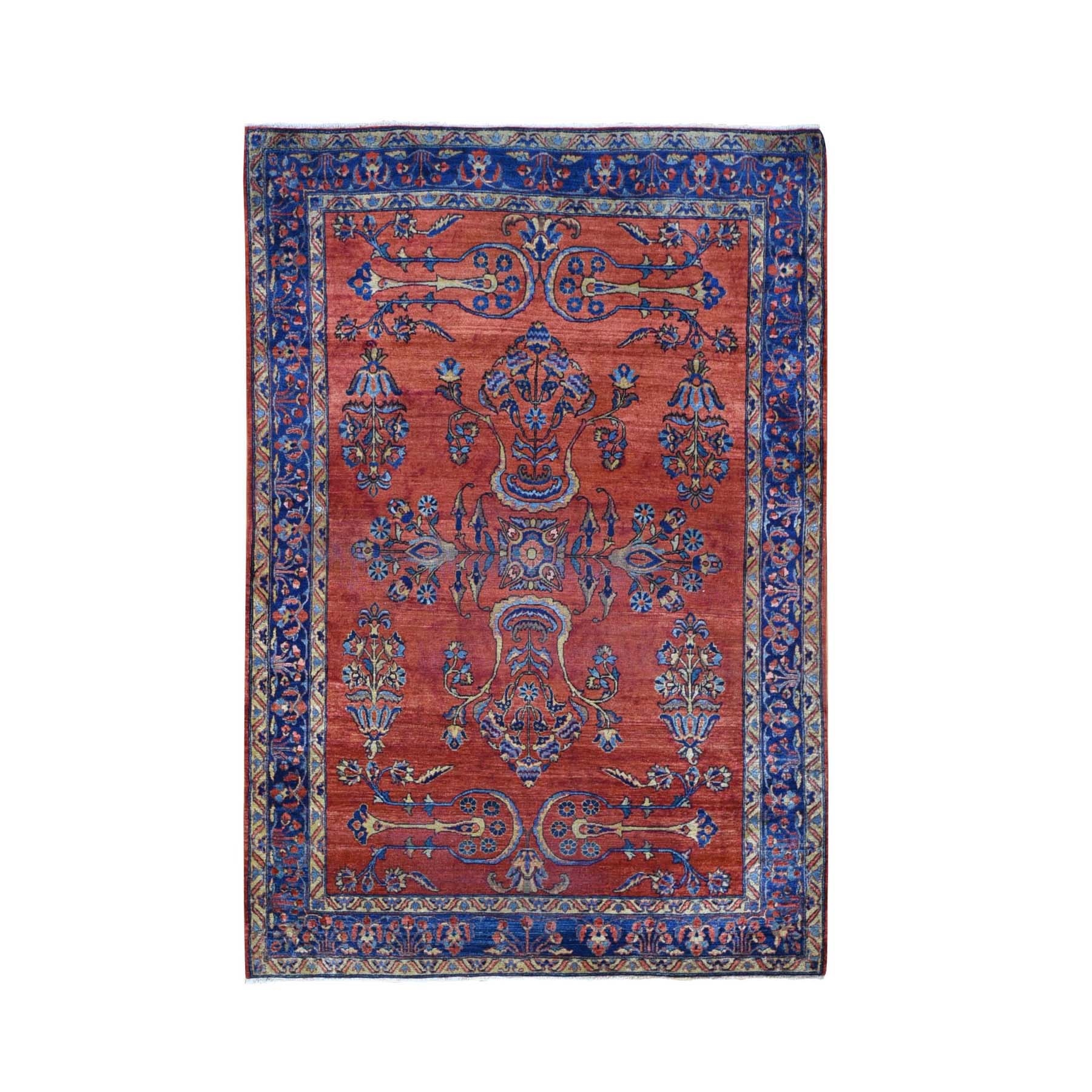 Traditional Wool Hand-Knotted Area Rug 4'3